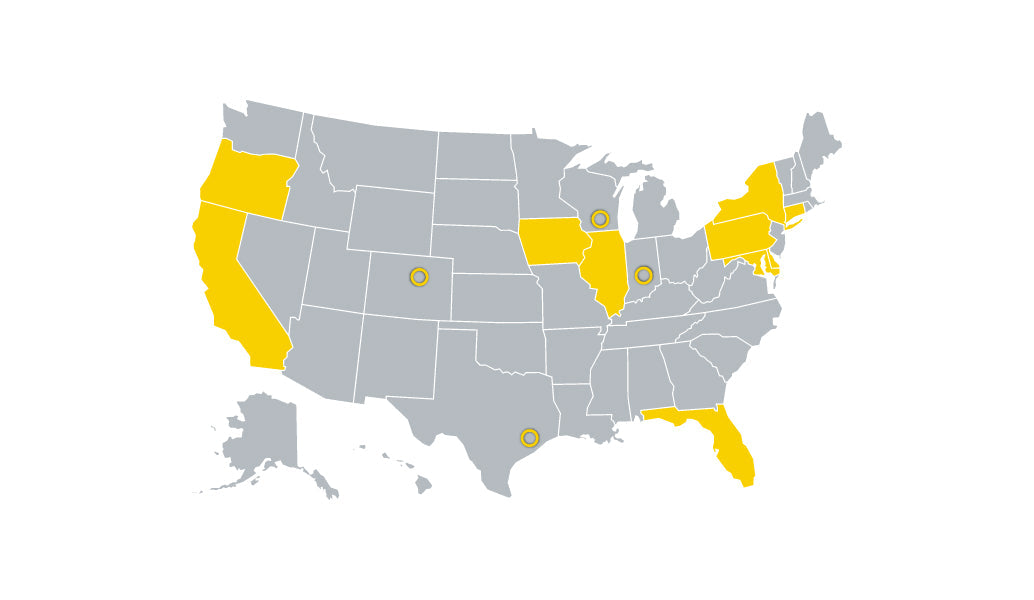 US map showing states in yellow that require 10-year battery alarms in childcare facilities 
